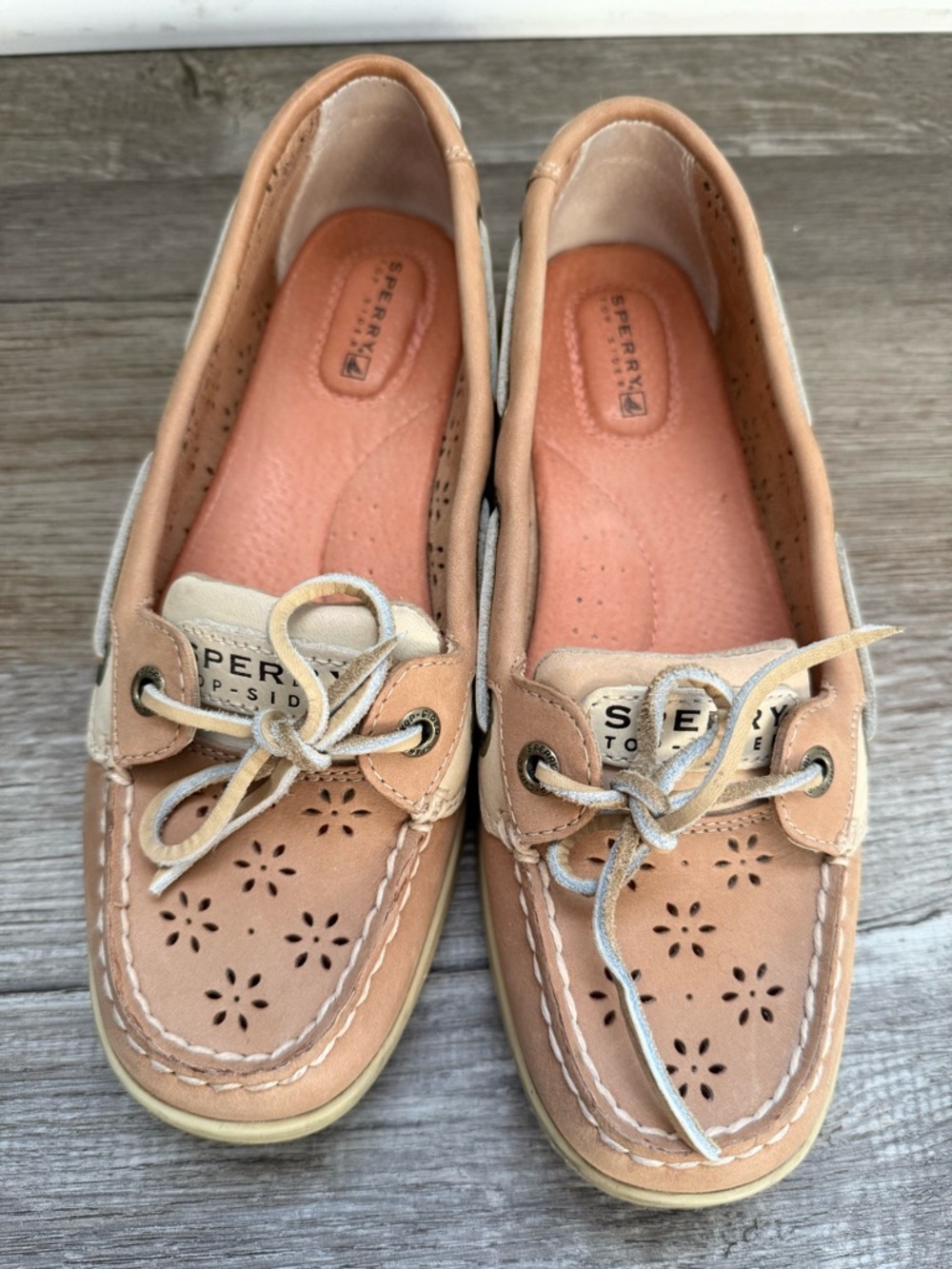 Sperry Top Sider Angelfish EyeLet Leather Boat Shoe Slip On Lace Up Shoe Size 7 - Picture 3 of 12